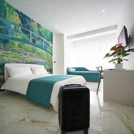 Be-Coloured Hotel Naples Exterior photo