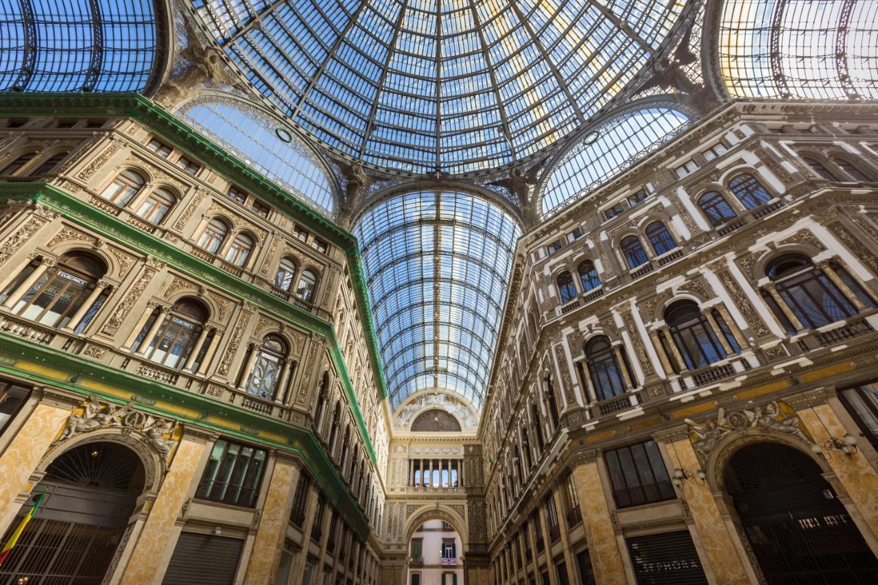 Be-Coloured Hotel Naples Exterior photo